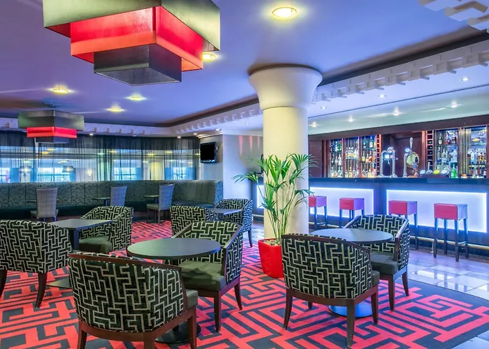 Hotel met zwembad: Crowne Plaza Liverpool - John Lennon Airport By Ihg