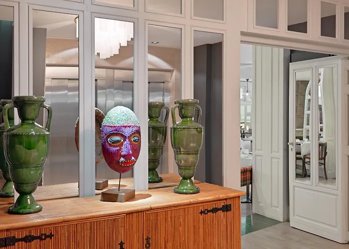 Romantic hotel: Boutique Hotel H10 Montcada