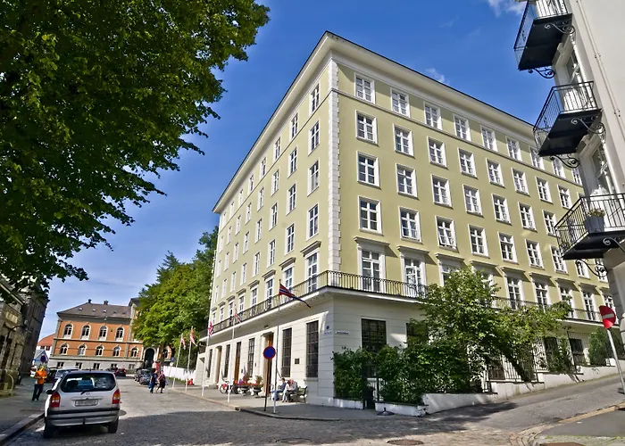 Family Hotel: Grand Hotel Terminus