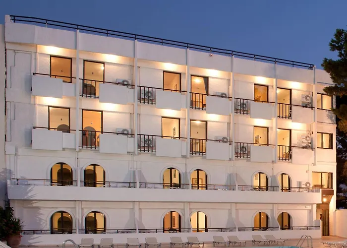 Hotel con piscina: Heronissos Hotel