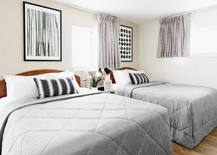 Intown Suites Extended Stay Pittsburgh Pa