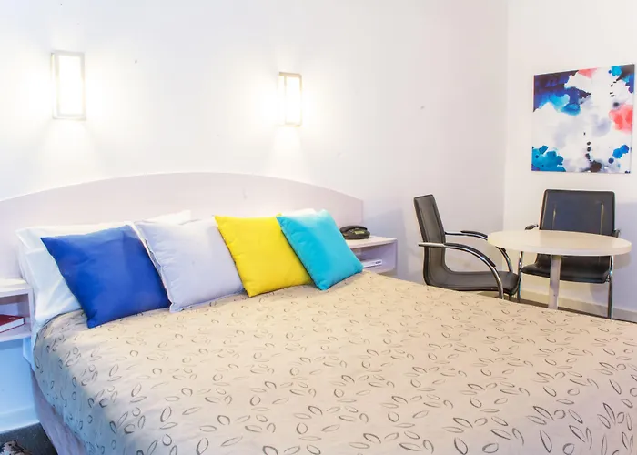 Beach hotel: Alexander Motor Inn