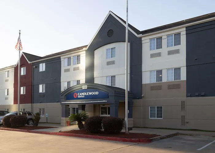 Waterpark hotel: Candlewood Suites Houston Westchase - Westheimer By Ihg