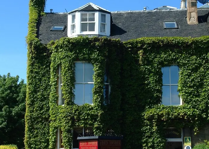 A-Haven Townhouse Hotel