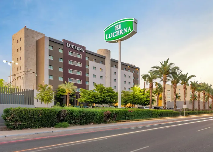 Central hotel: Hotel Lucerna Hermosillo