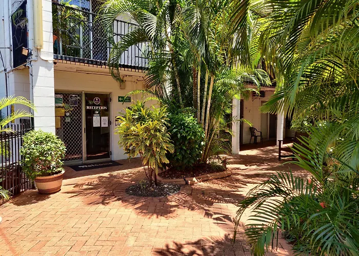 Pet Friendly hotel: Coconut Grove Holiday Apartments