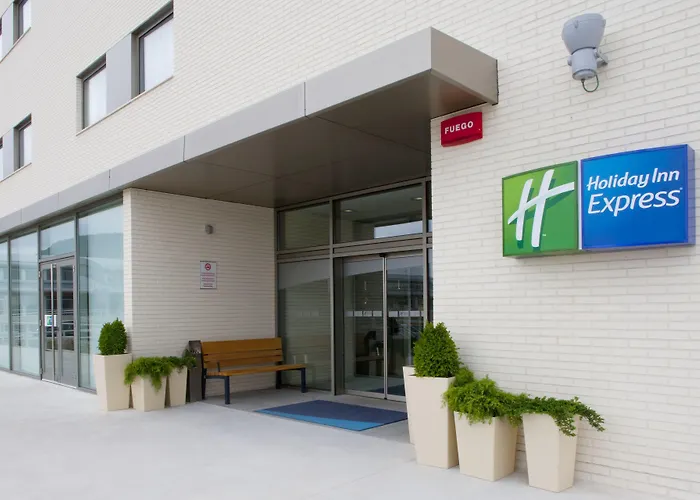 Holiday Inn Express Vitoria By Ihg