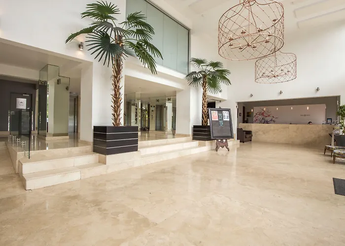 Luxury hotel only: Belaire Suites Hotel