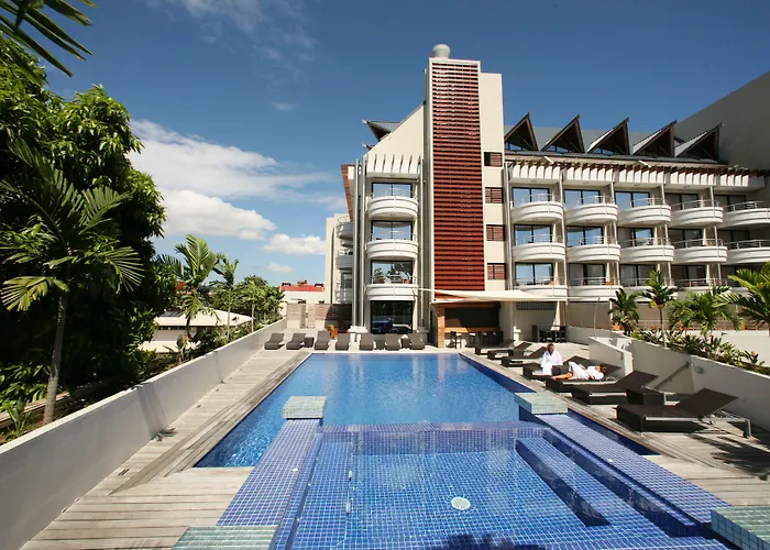 Luxury hotel only: Hotel Tahiti Nui