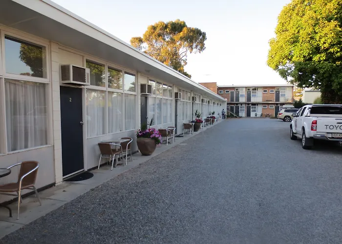 Motel: Norfolk Motor Inn