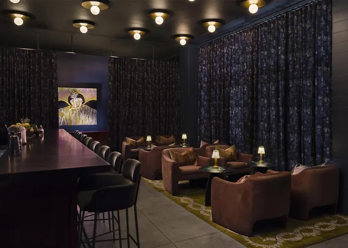 5 star hotel: Arlo Soho