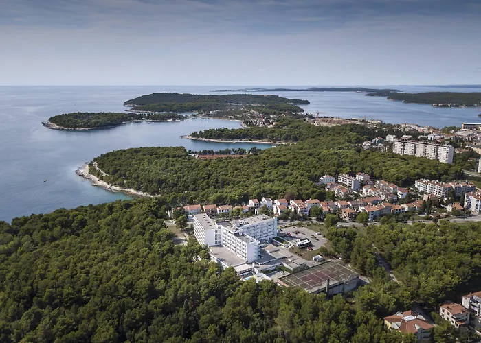 Hotel con tennis: Hotel Pula