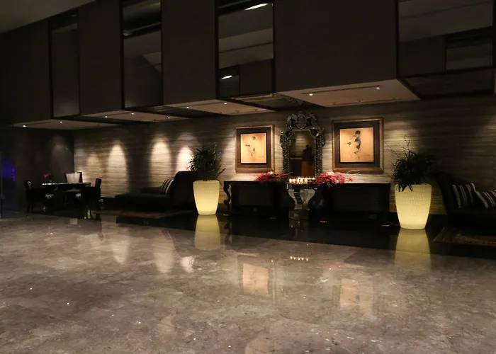 Luxury hotel only: The Lalit Great Eastern Kolkata