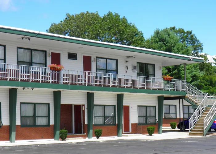 Motel: Travelers Inn