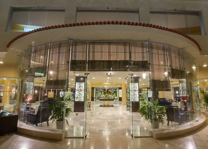 Hotel with pool: Rixos Alamein - Full Board Plus