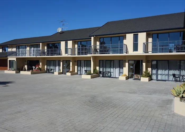 Hotel with view: Avalon Manor Motel