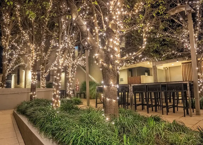 Self catering: Royal Hotel Randwick
