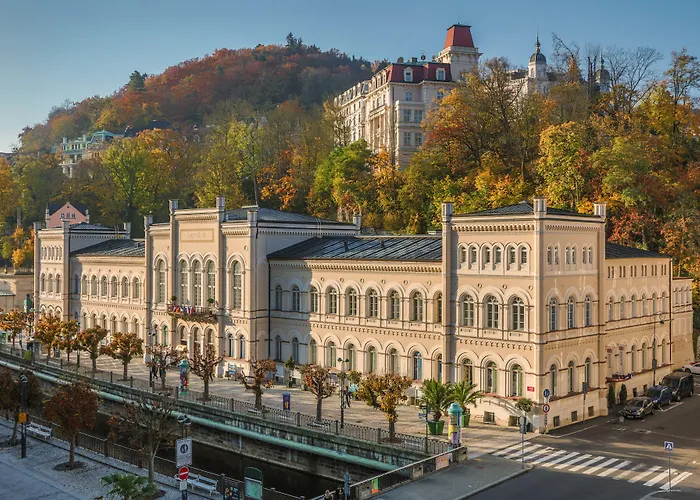 Luxury hotel only: Windsor Spa Hotel