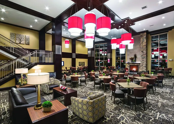 Hotel with view: Clubhouse Hotel & Suites Fargo