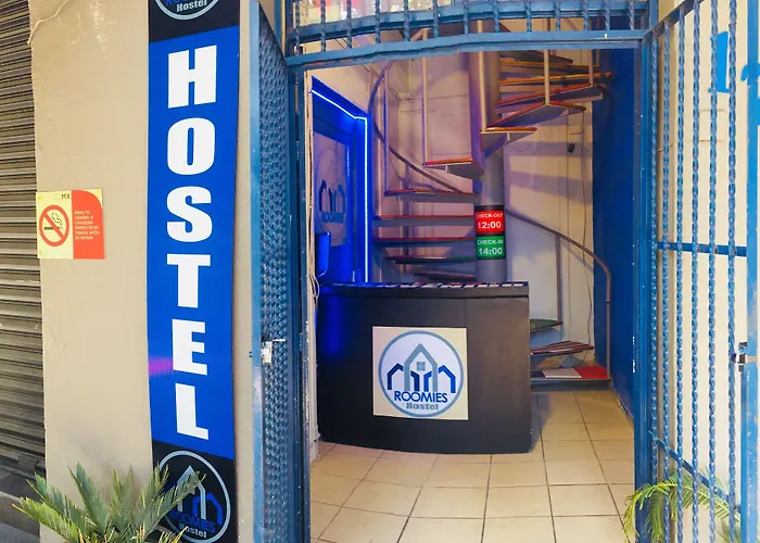 Roomies Hostel Condesa