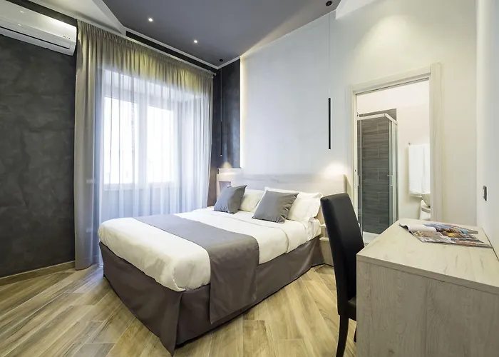 Cheap hotel: Hotel Bella Napoli