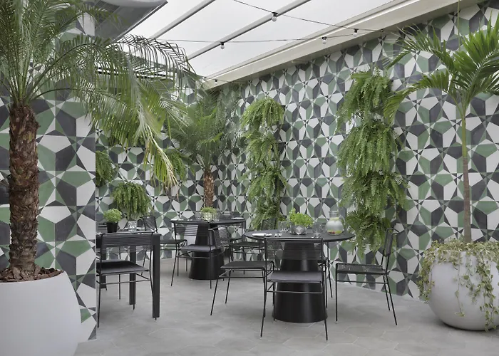5 star hotel: Yoo2 Rio De Janeiro, Tapestry Collection By Hilton