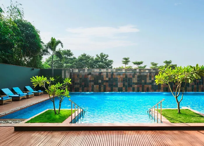Luxury hotel only: Le Meridien Nagpur