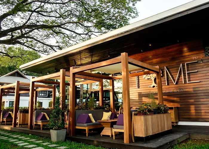 Luxury hotel only: Na Nirand Romantic Boutique Resort