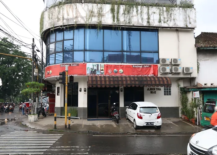 Cheap hotel: Bantal Guling Alun Alun Bandung