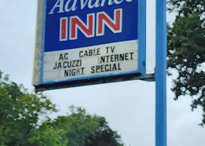 Advance Inn