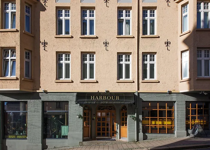 Central hotel: Bergen Harbour Hotel, Worldhotels Crafted