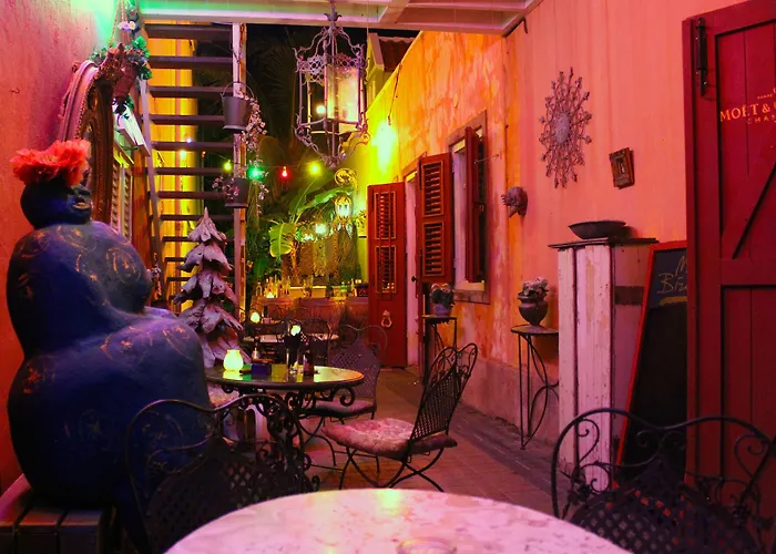 Bed & Bike Curacao - Pietermaai