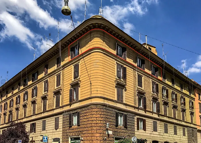 Hotel near College: Old Kitchen Vatican Suites
