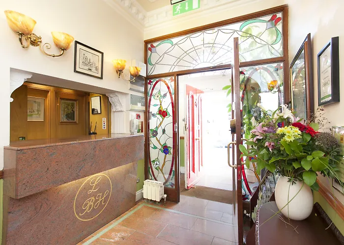 B&B only: The Leeson Lodge