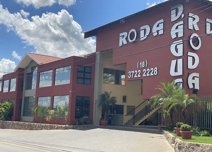 Hotel com piscina: Hotel Roda D'Agua