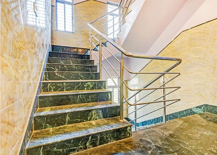 Fabhotel Step Inn