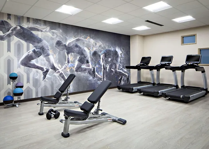 Central hotel: Hyatt Place Grand Rapids Downtown