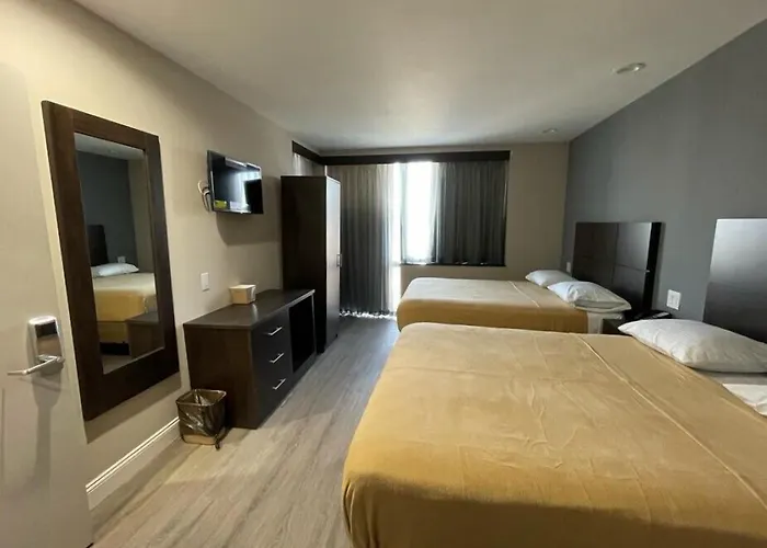 Royal Hotel Bronx