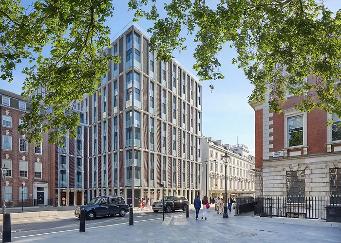 Hotel with pool: Mandarin Oriental Mayfair, London
