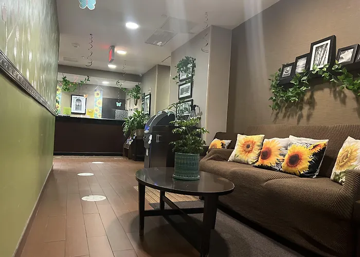 Cresthaven Inn Jamaica-Jfk