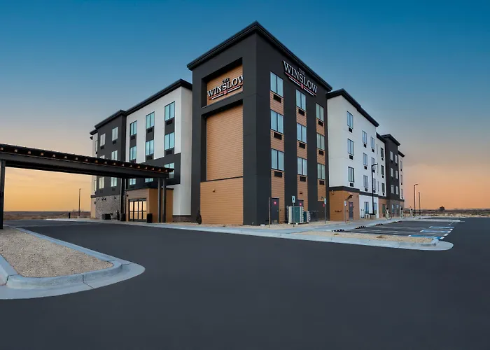 Family Hotel: The Winslow - Winslow, Az