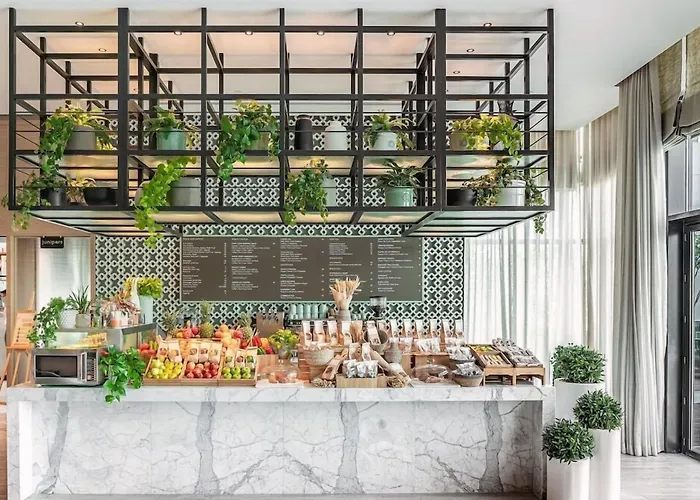 Pet Friendly hotel: Vida Emirates Hills
