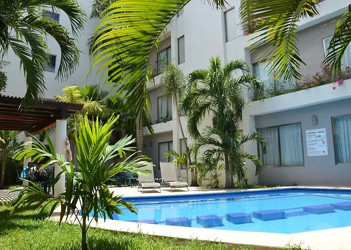Cancun hotels near Cenote Azul