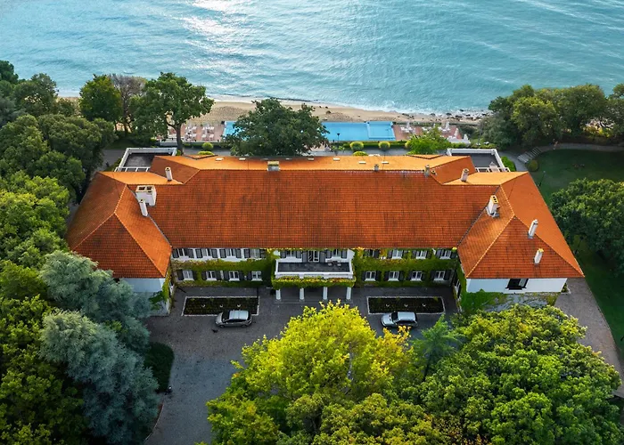 Hotel with Tennis: Hvd Boutique Hotel Oasis - Private Beach & Free Parking