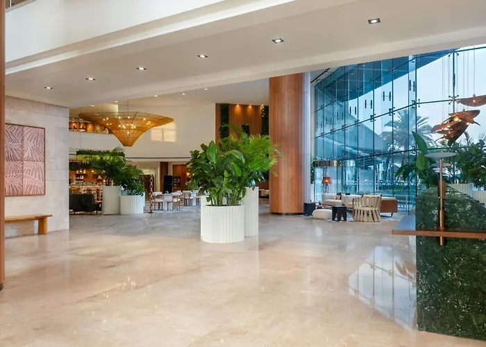 Hotel com pingue-pongue: Yas Plaza Mangroves By Ihg