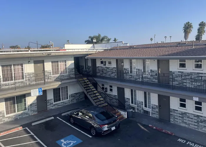 Motel: Big 7 Motel Chula Vista I-5