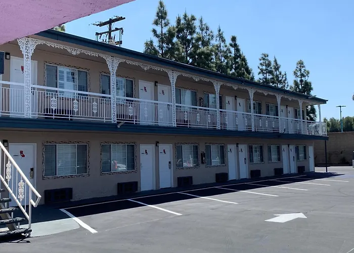 Cheap hotel: Riviera Motel