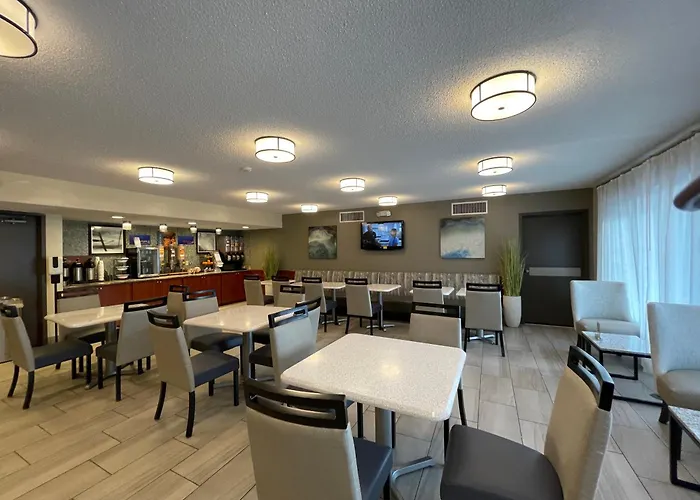 Pet Friendly hotel: Best Western Tallahassee Downtown Inn And Suites