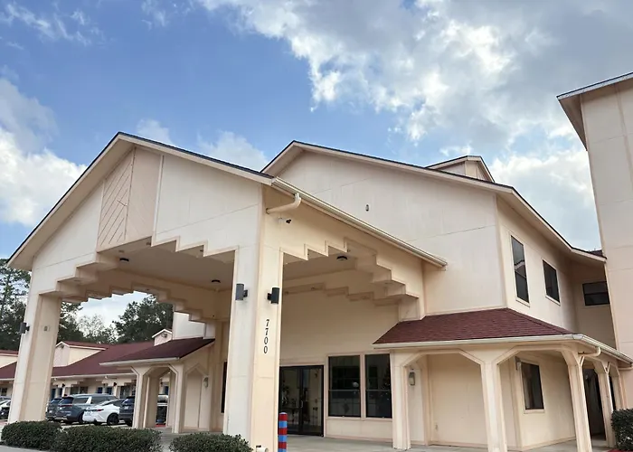 Motel: Regency Inn & Suites By Capital O Houston Iah Airport