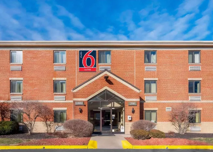 Pet Friendly hotel: Studio 6 Extended Stay Florence, Ky - Meijer Dr - Cincinnati
